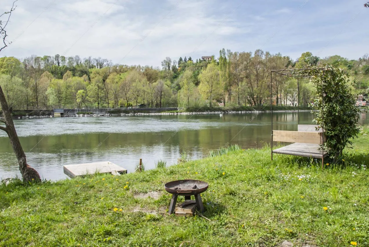 Giardino con moletto