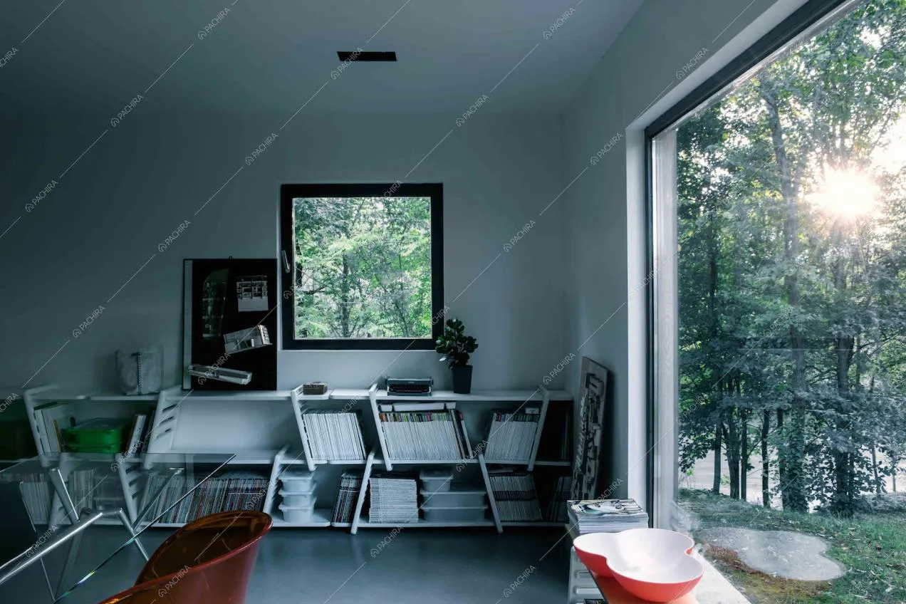 Libreria di design nello studio