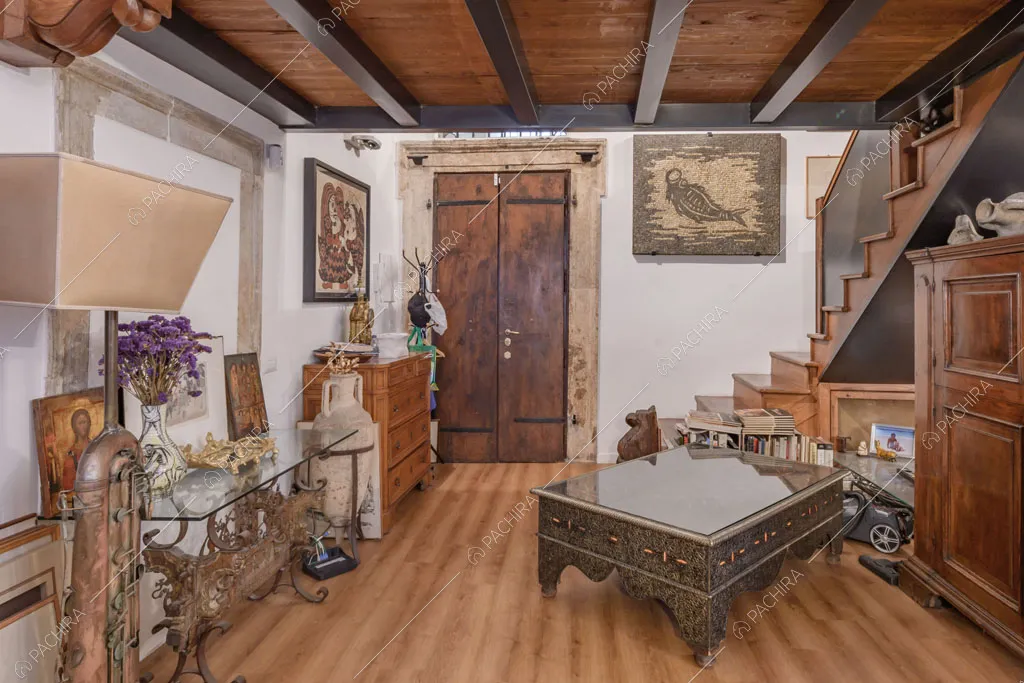 Ingresso del loft Rooibois, location in stile moderno per shooting a Roma