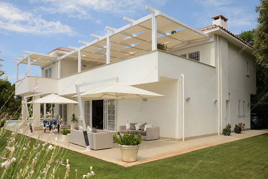 Giardino della villa Kumtag, location in stile contemporaneo per shooting a Roma