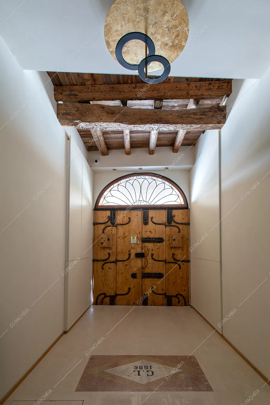 Atrio dell'attico Pontederia, location in stile moderno per shooting a Padova