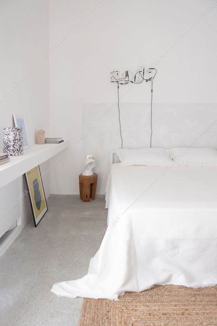 Camera da letto dell'appartamento Polond, location moderna per shooting a Lecce