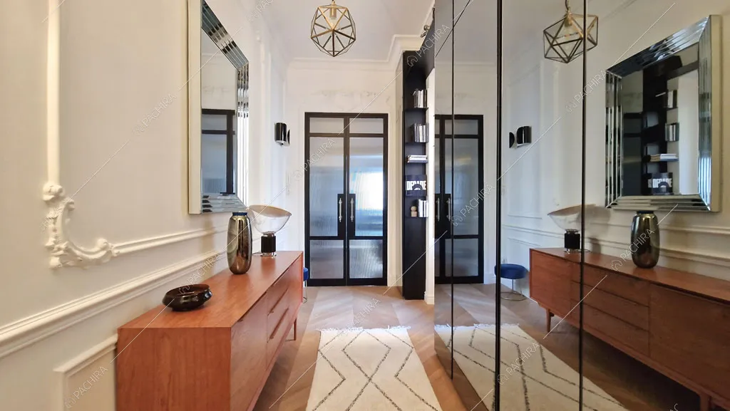 Corridoio dell'appartamento Barents, location in stile contemporaneo a Roma