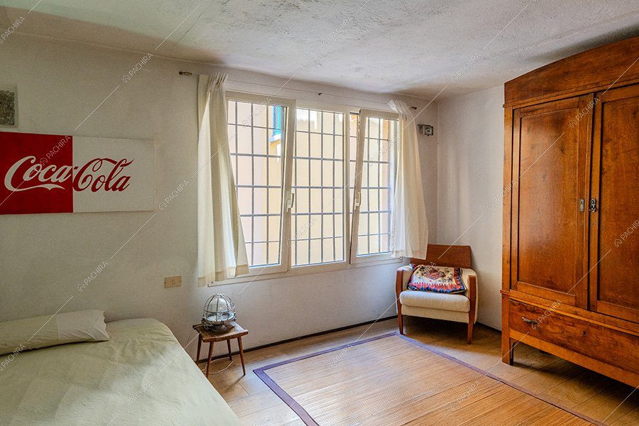 Camera da letto del loft Foraker, location in stile vintage a Bergamo