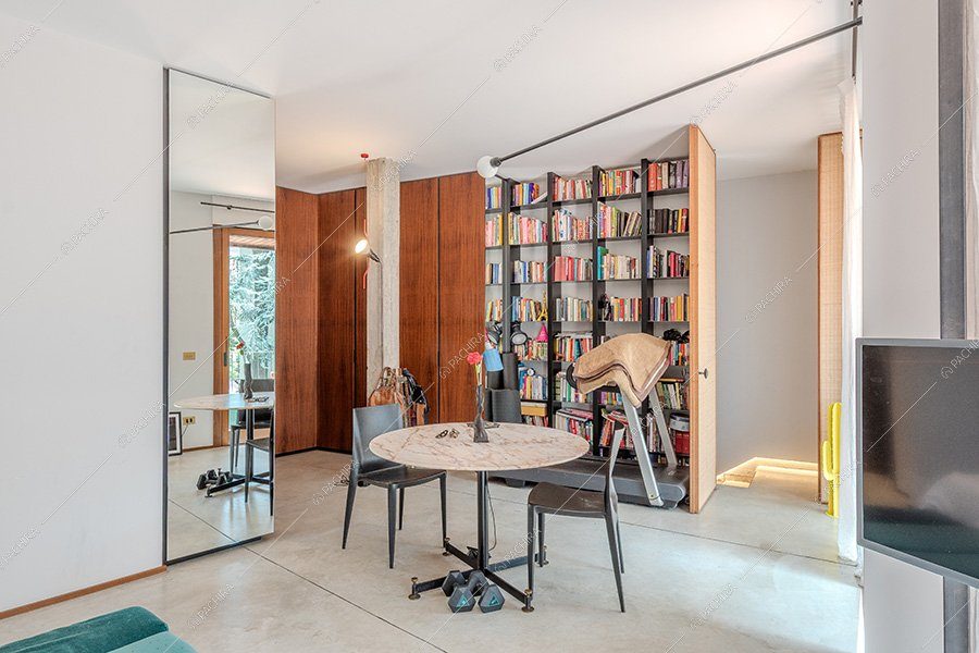 Salotto della villa Atlas, location in stile contemporaneo per shooting a Milano