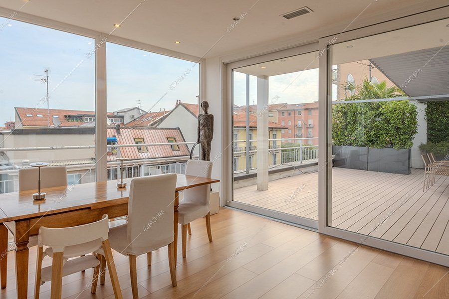 Sala dell'attico Inti, location moderna per shooting a Milano