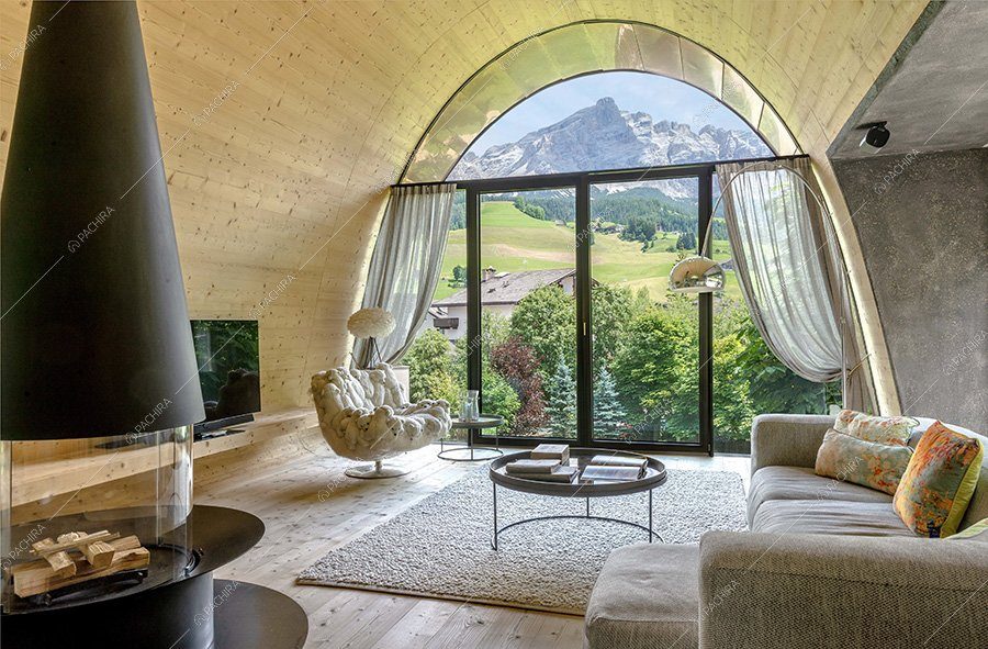 Sala dello chalet Buran, location contemporanea per shooting a Bolzano