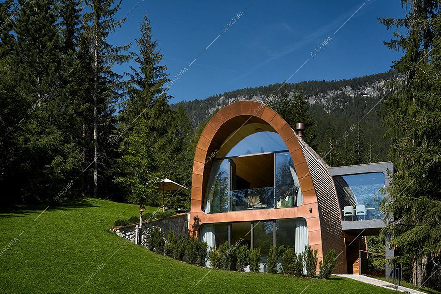 Parco dello chalet Buran, location contemporanea per shooting a Bolzano