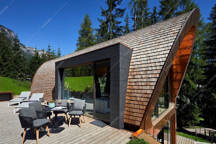 Terrazza dello chalet Buran, location contemporanea per shooting a Bolzano