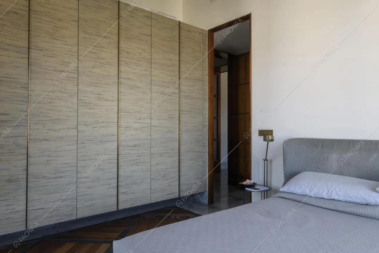 Camera da letto matrimoniale con armadio spazioso