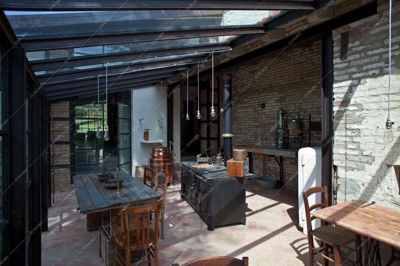 Lo stile industrial chic della Location Sedano