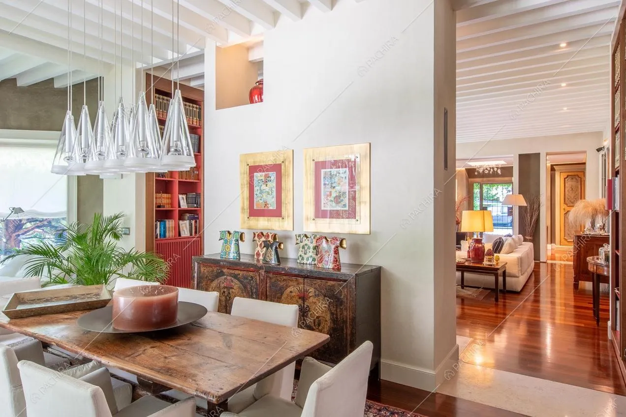 Sala pranzo della villa Azara, location in stile classico a Milano