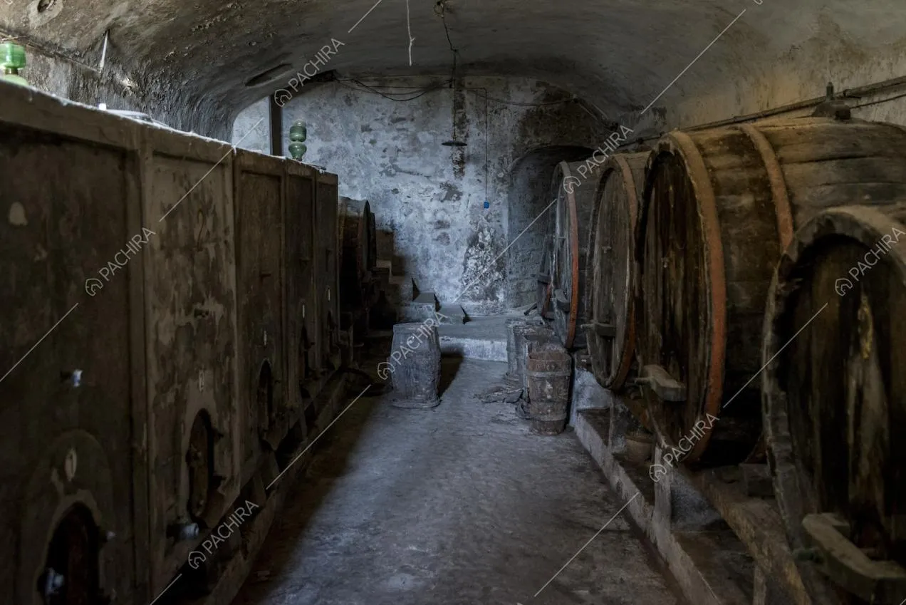 Antiche botti per l'affinamento del vino