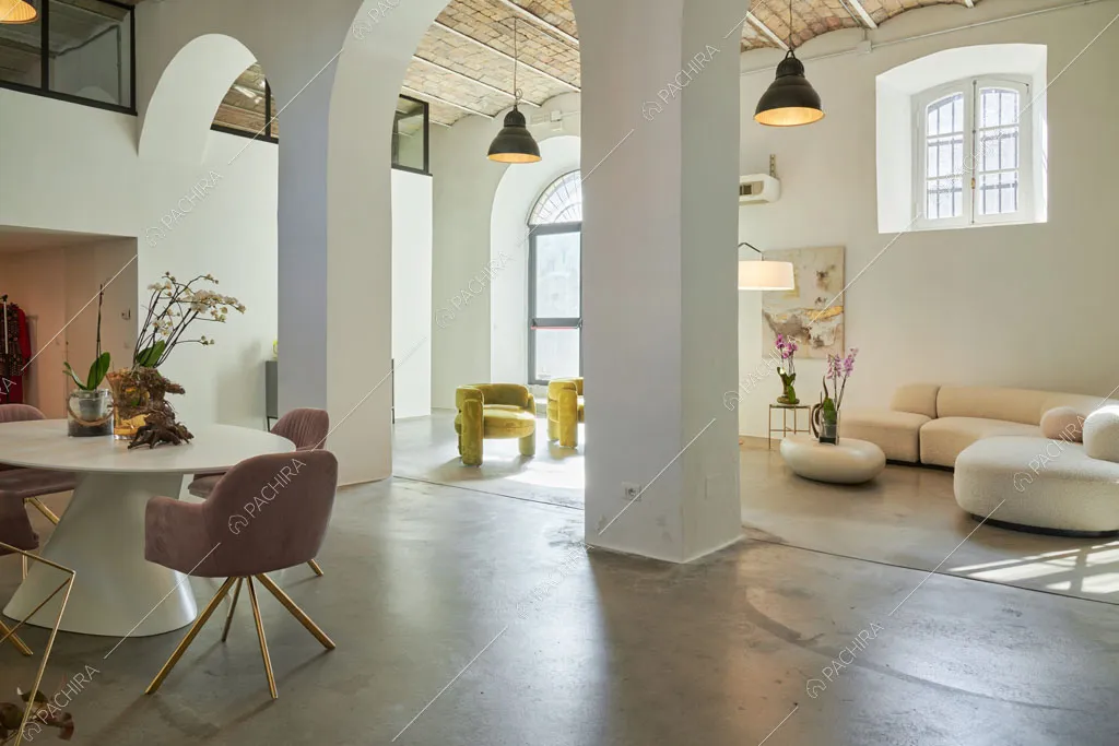 Sala del loft Manaslu, location in stile minimal a Roma
