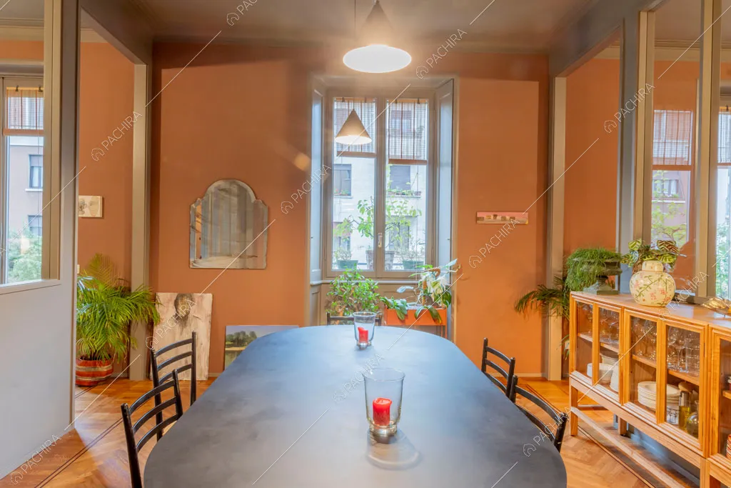 Sala da pranzo dell'appartamento Indo, location in stile contemporaneo a Milano