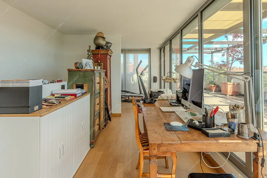 Studio dell'appartamento Vardar, location in stile classico a Milano