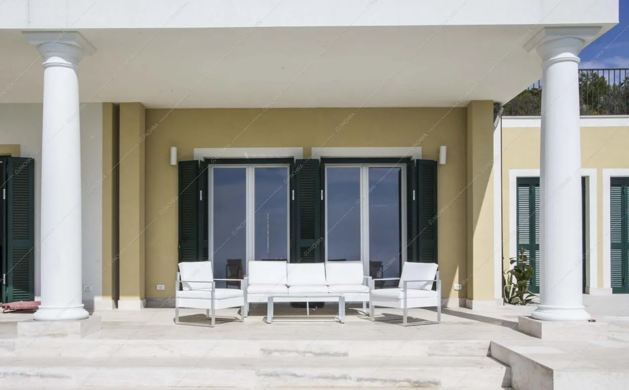 La veranda della Villa Fico d'India