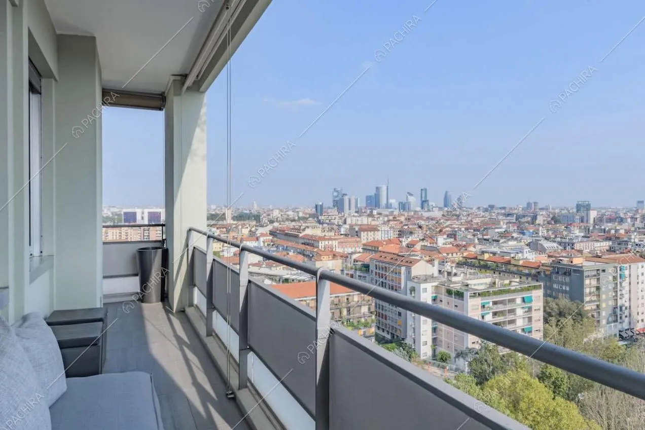 Terrazza con vista sullo skyline