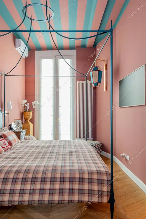 Camera da letto dell'appartamento Don, location in stile contemporaneo a Milano