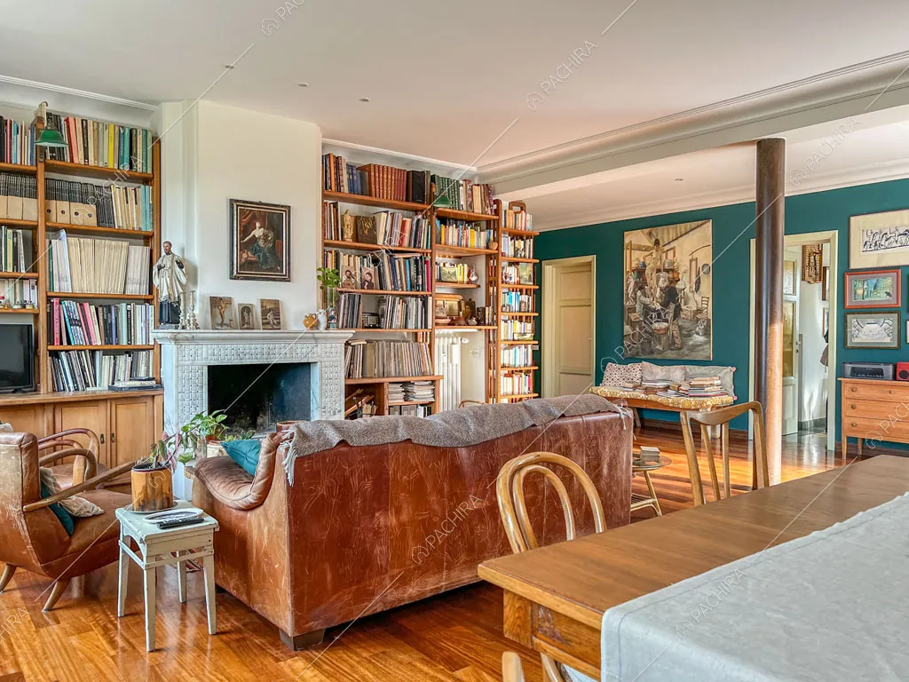Salotto dell'appartamento Kuban, location in stile moderno a Roma