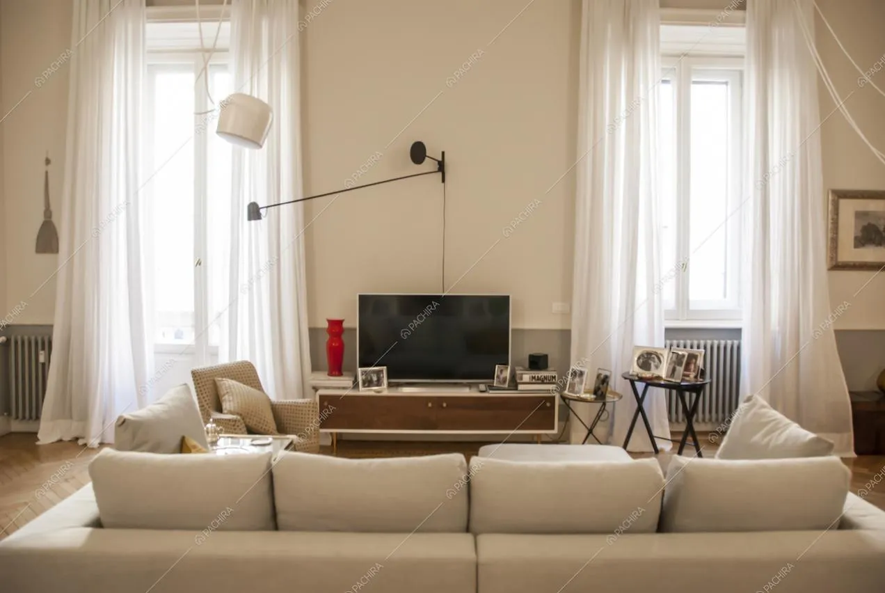 Sala moderna in stile vecchia Milano
