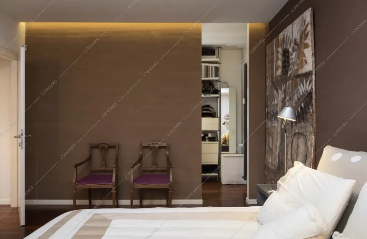 Camera da letto moderna con cabina armadio