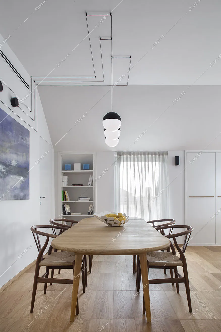 Tavolo da pranzo e arredi di design