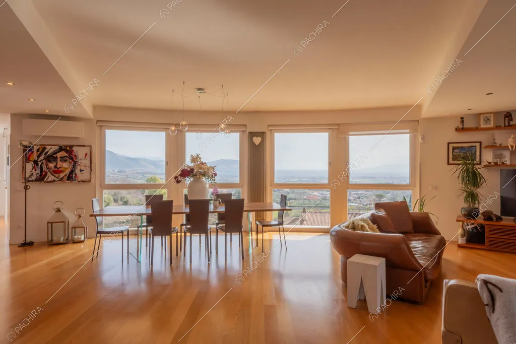 Grande zona living della villa Matico, location in stile contemporaneo a Roma