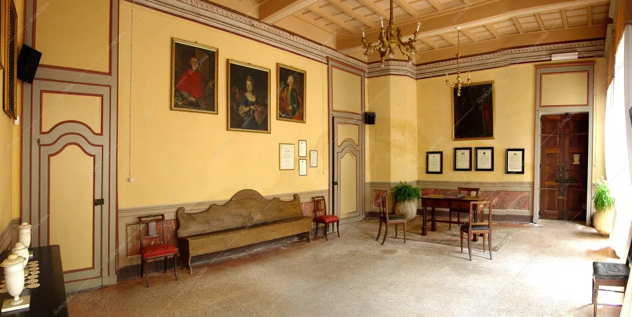 Salone della dimora storica Avventurina, dimora storica in stile classico a Novara