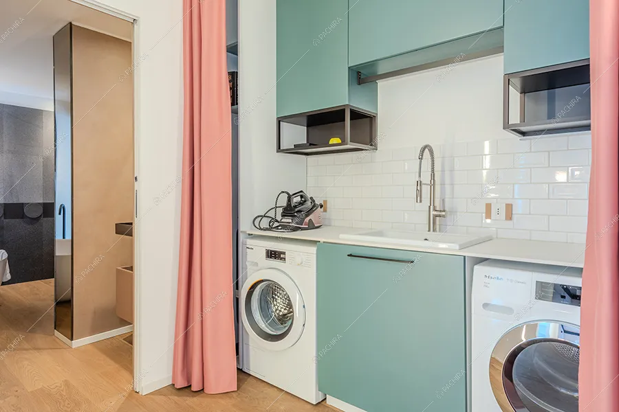 Locale lavanderia del loft Calluna, location in stile contemporaneo a Milano