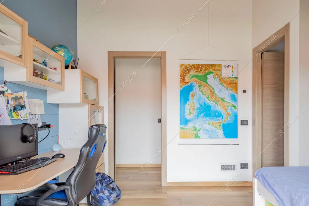 Camera da letto della villa Galena, location in stile contemporaneo a Monza