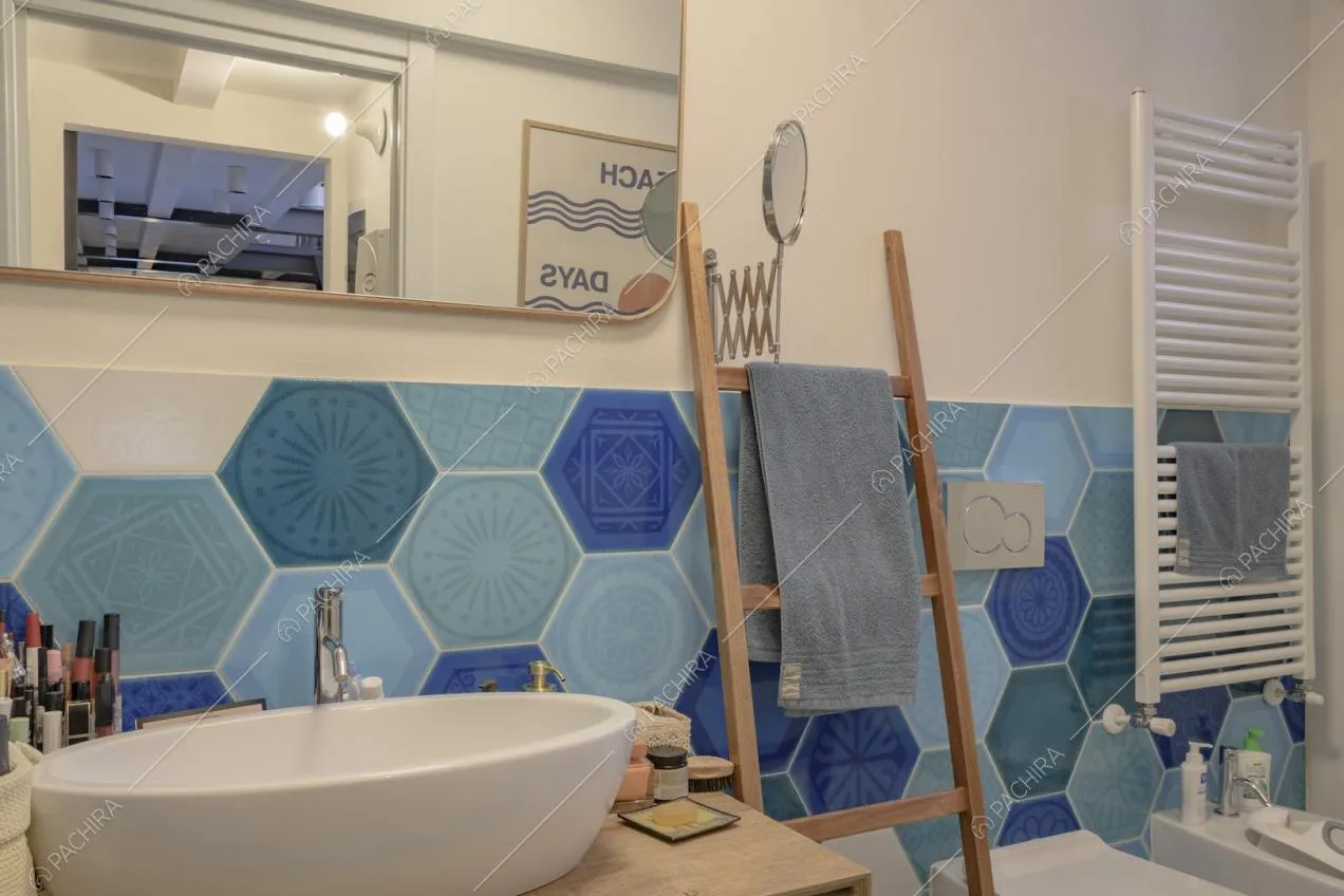 Dettaglio del bagno della Location Pitaya