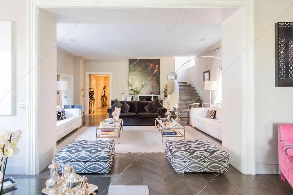 Zona living della villa Espero, location in stile contemporaneo a Roma