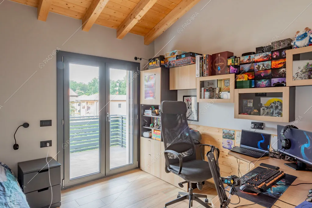 Camera da letto della villa Galena, location in stile contemporaneo a Monza