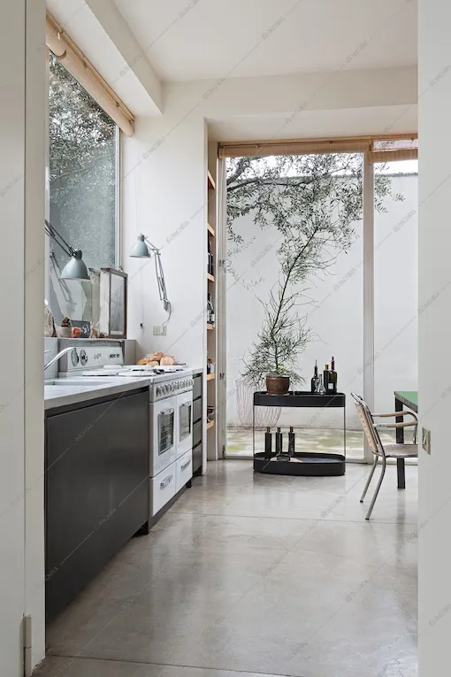 Cucina moderna con vetrate