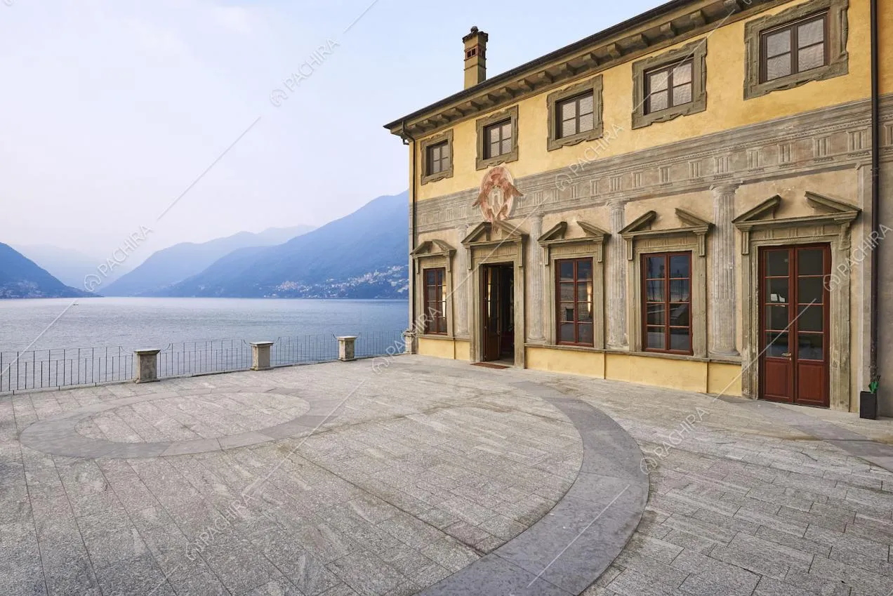 Location Fritillaria dimora storica provincia di Como 13