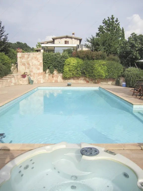La piscina della Location Broccolo