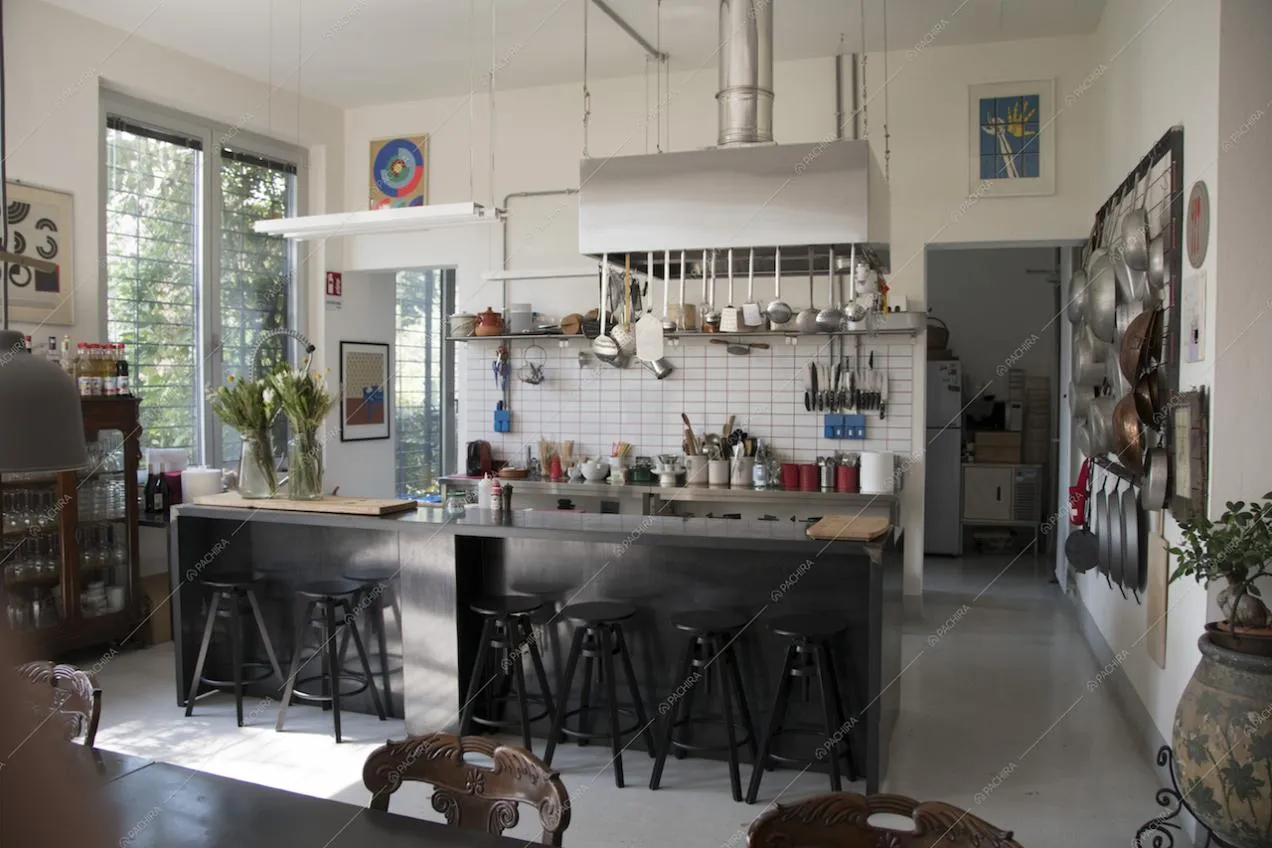 Cucina a isola in stile moderno