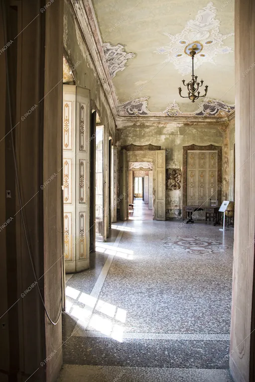 Salone affrescato e pavimenti in seminato veneziano
