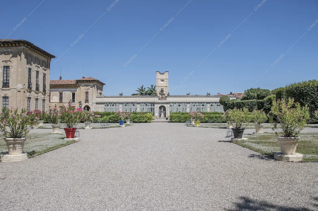 L'esterno della Dimora Storica in Provincia di Milano