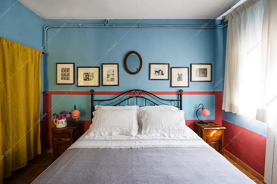 Camera da letto della dimora storica Elbe, location in stile classico per shooting a Roma