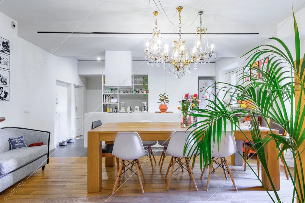 Cucina a vista dell'appartamento Tramontana, location in stile contemporaneo a Milano