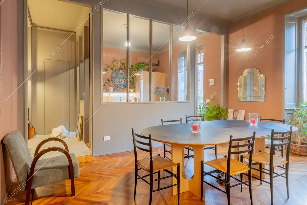 Sala da pranzo dell'appartamento Indo, location in stile contemporaneo a Milano