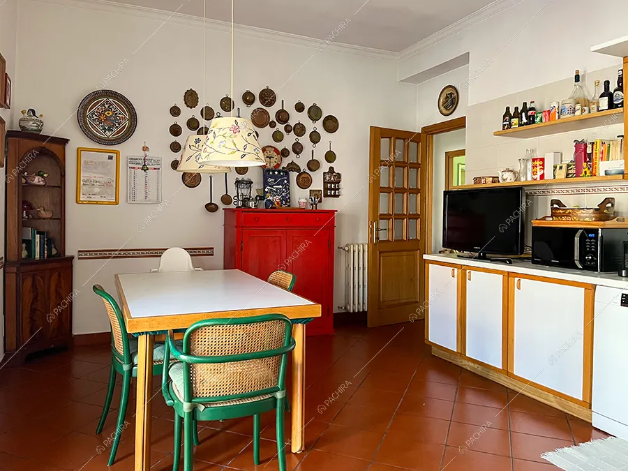 Cucina dell'appartamento Mura, location in stile classico a Roma