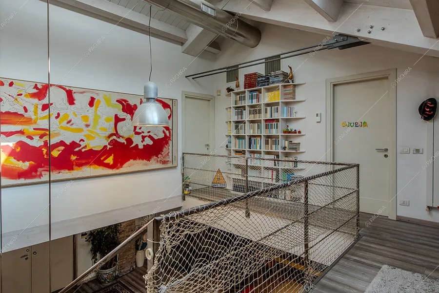 Soppalco del loft Fittonia, location in stile contemporaneo a Milano