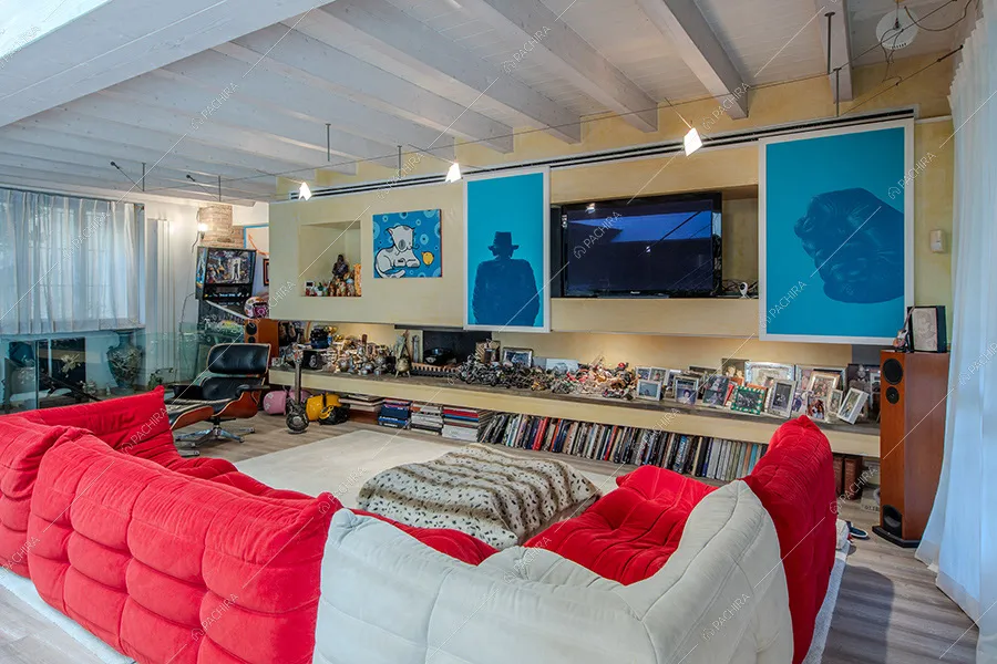 Salotto del loft Fittonia, location in stile contemporaneo a Milano