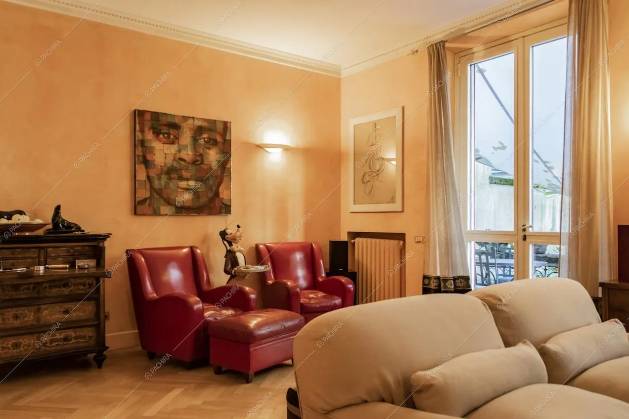 Salotto della villa Curcuma, location in stile contemporaneo a Milano