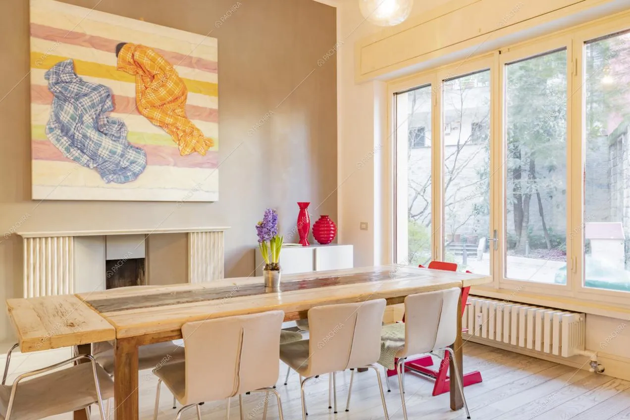 Colori e luci nella sala da pranzo