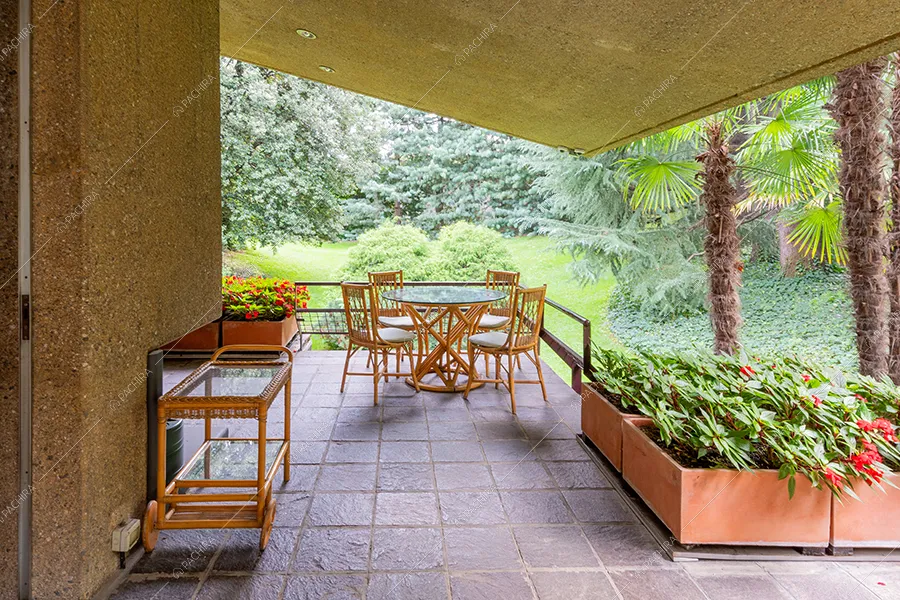 Veranda della villa Noce, location in stile vintage a Milano