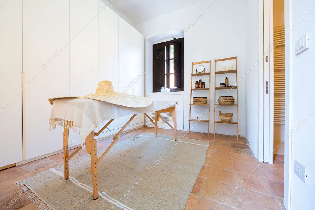 Cabina armadio dell'agriturismo Favonio, location in stile country a Novara
